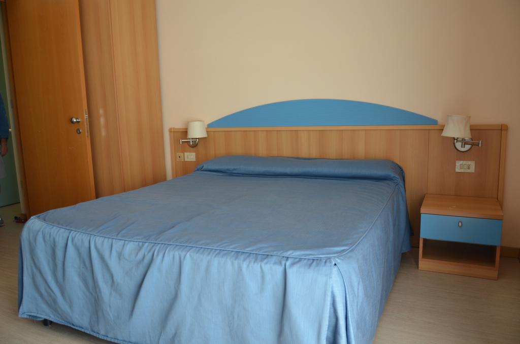 Hotel Lisa Pineto Camera foto